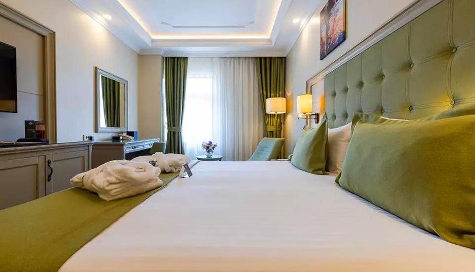 هتل دیوان سوییتس باتومی